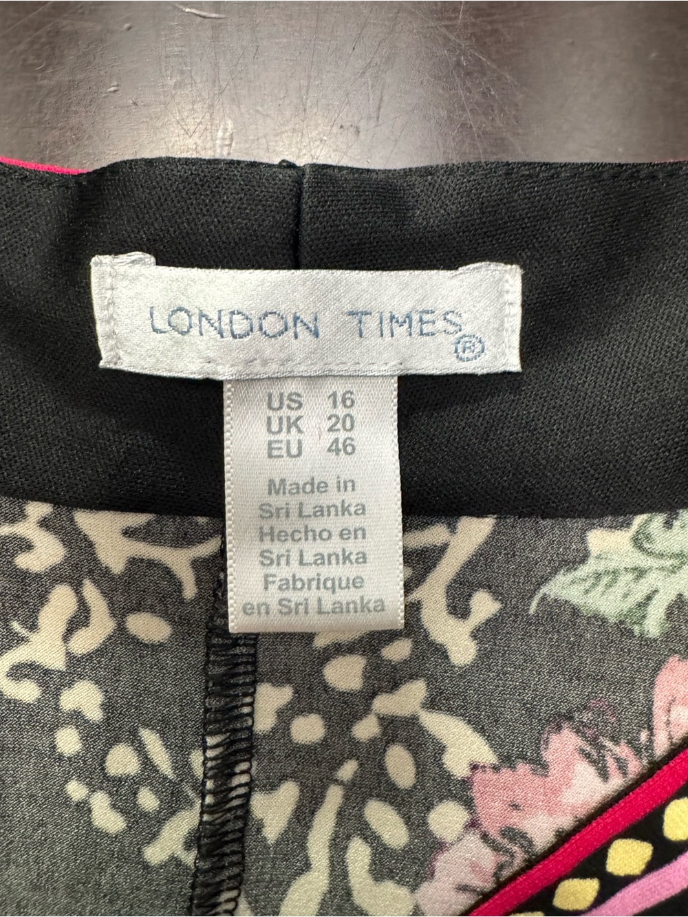London Times Black Maxi Dress with Pink Floral Print Size 16 - Picture 7 of 17